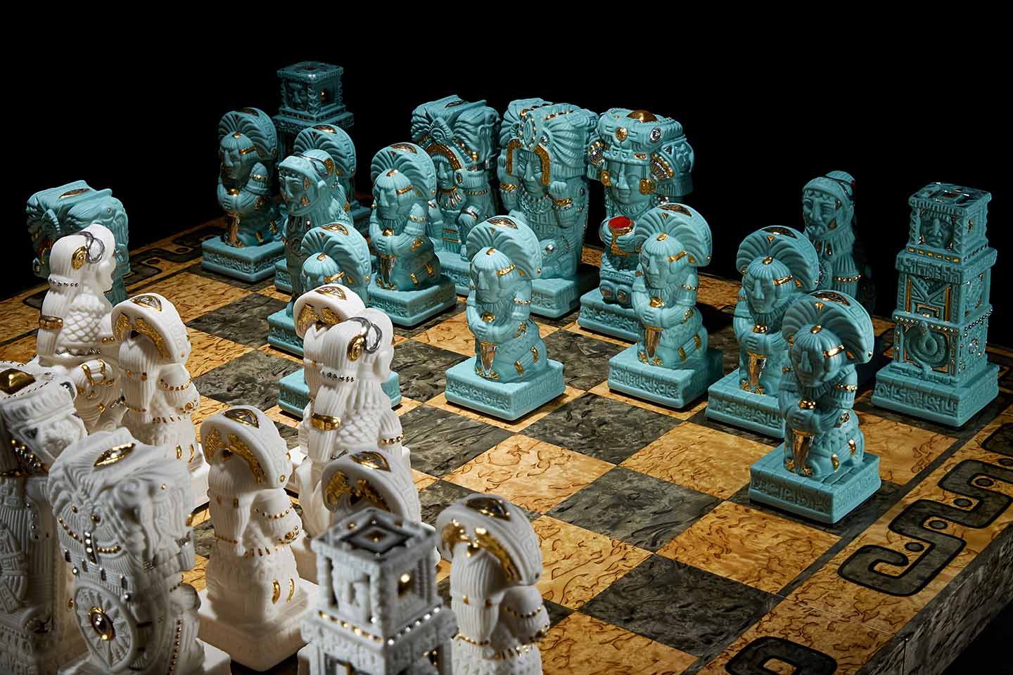 Porcelain Chess. Photo 3